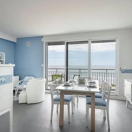 A 50m De La Plage, Vue Pour 5