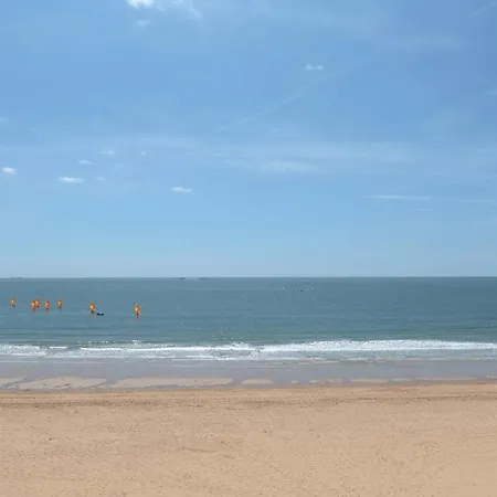 דירה A 50m De La Plage, Vue Pour 5 פורנישי